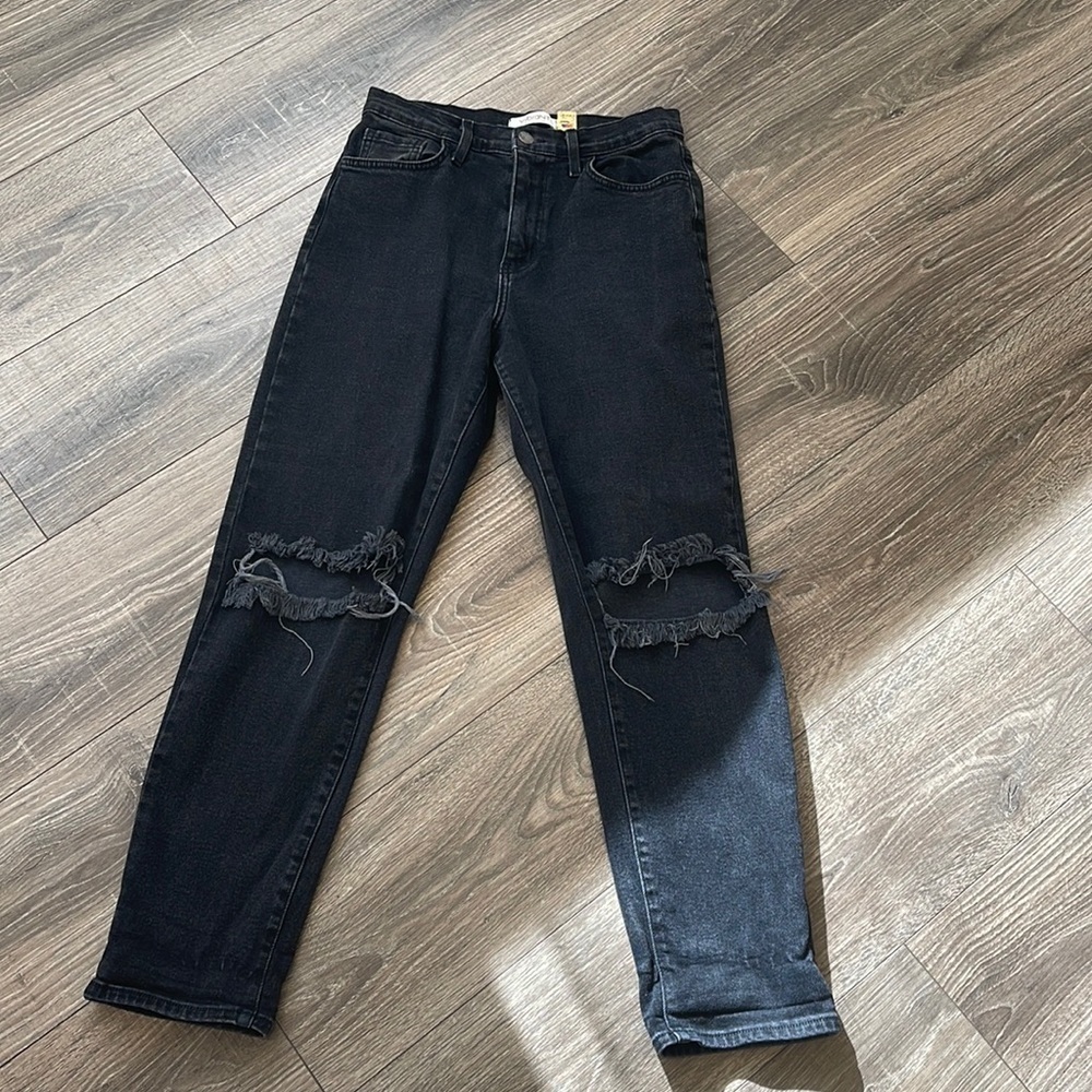 Baggy Mom Jean with Double Ripped Knees